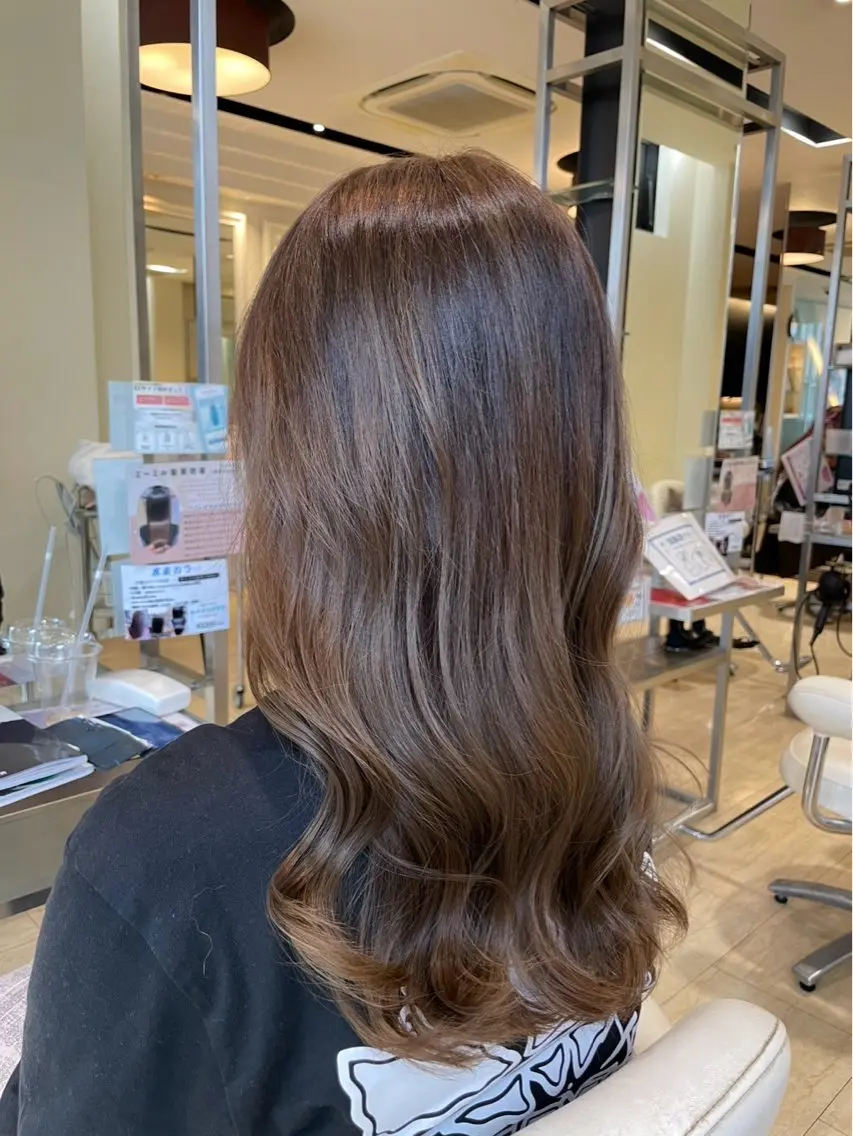 ロング カラー ヘアカラー 武内 莉子☆*:.｡のヘアスタイル