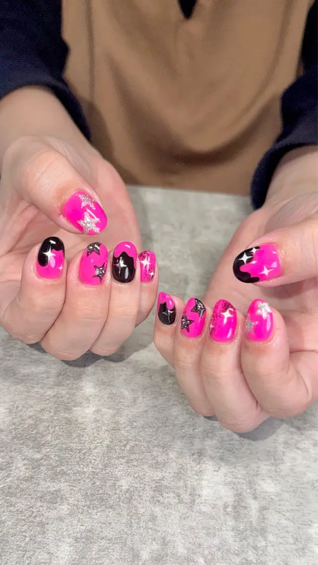 ネイル ハンドネイル ハンドケア shino🌟 痛ネイルのネイルデザイン