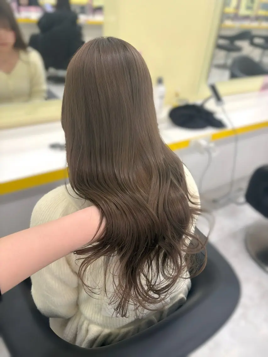 ロング カラー ヘアカラー ベージュ×レイヤー 🤎横浜/miu🤎のヘアスタイル