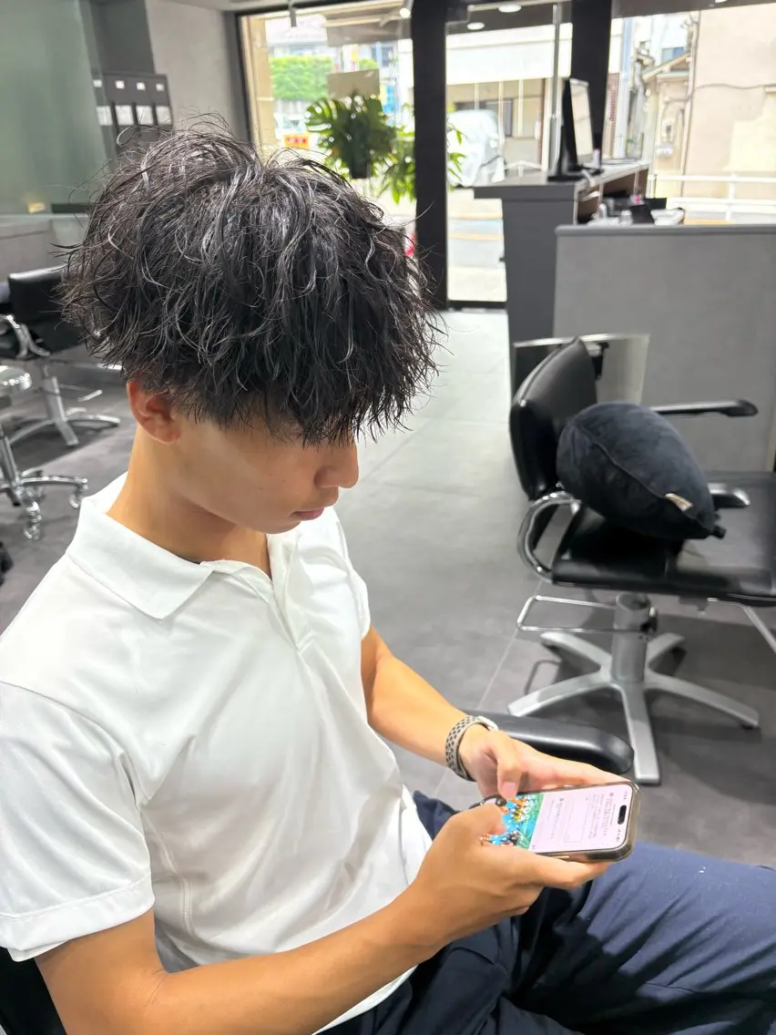 パーマ メンズ カット パーマ フェザーパーマ/ ダブルカラー/藤田のヘアスタイル