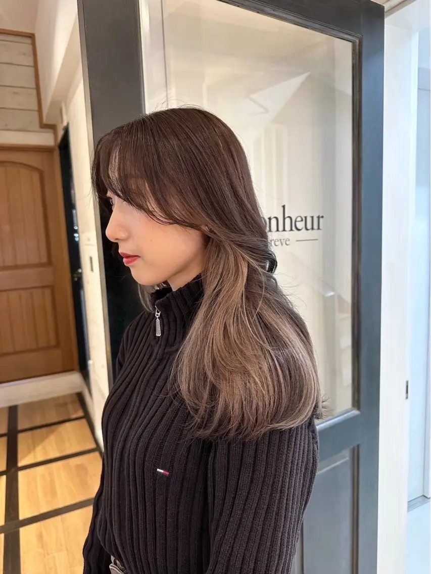 セミロング カラー 打越 虎瑠のヘアスタイル