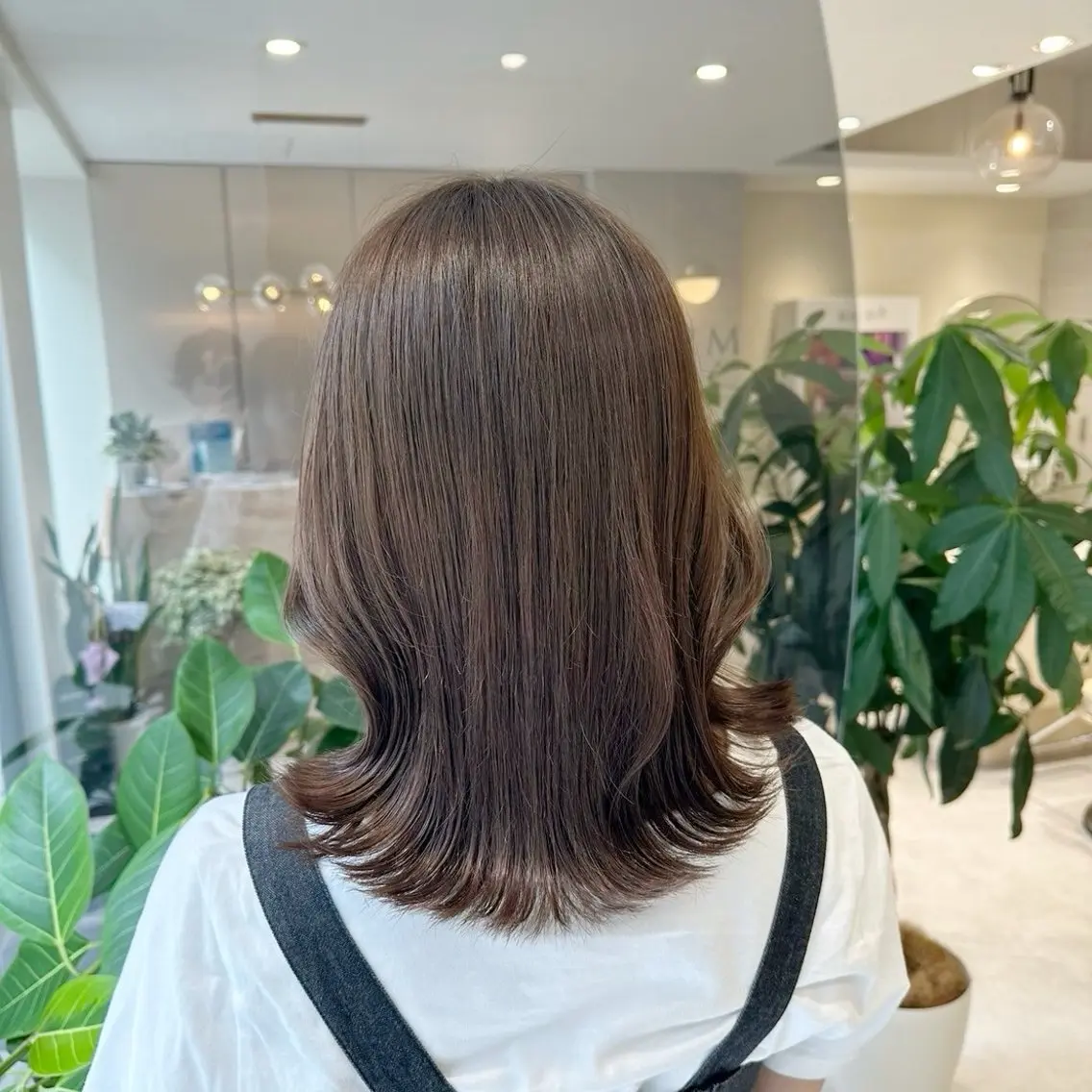 ミディアム カラー イルミナカラー ボブ くびれヘア カット ヘアカラー 透明感カラー🌿 グレージュ🐺陽介のヘアスタイル