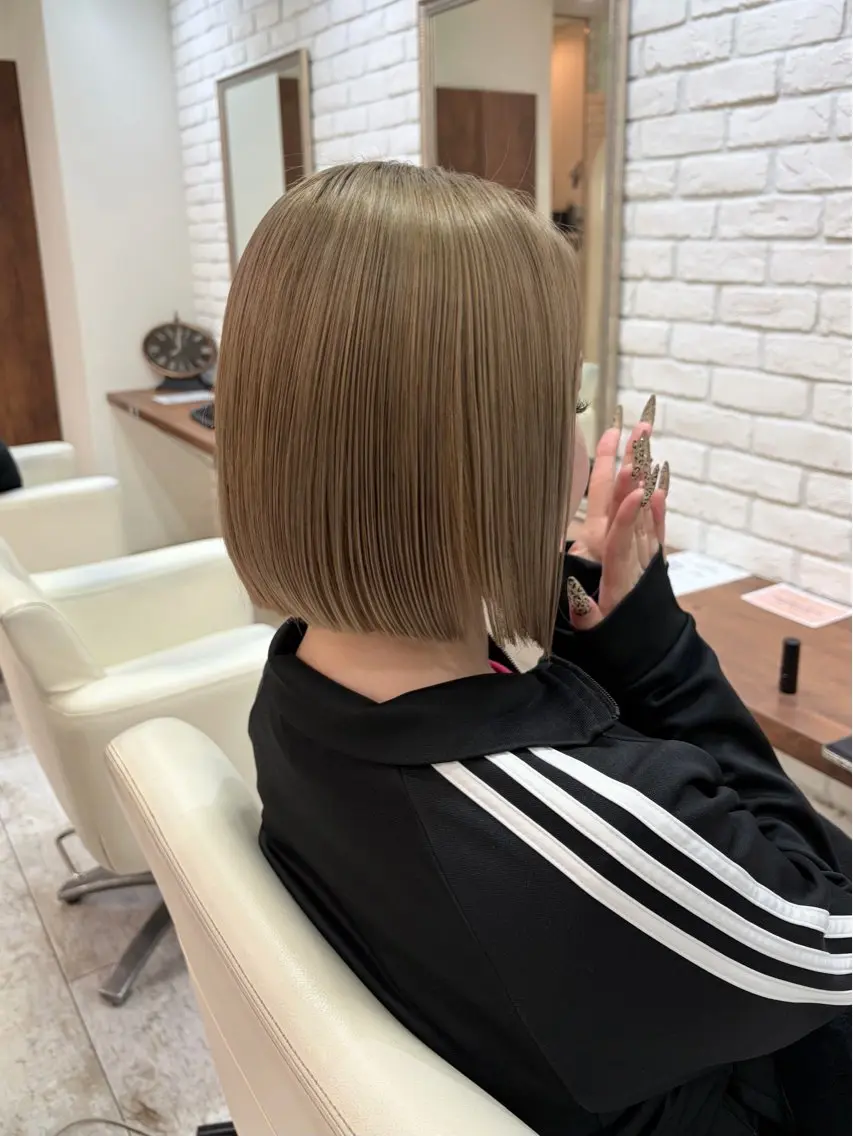 ショート カラー ヘアカラー トリートメント ダブルカラー/ レイヤー🍒齋藤 澪のヘアスタイル