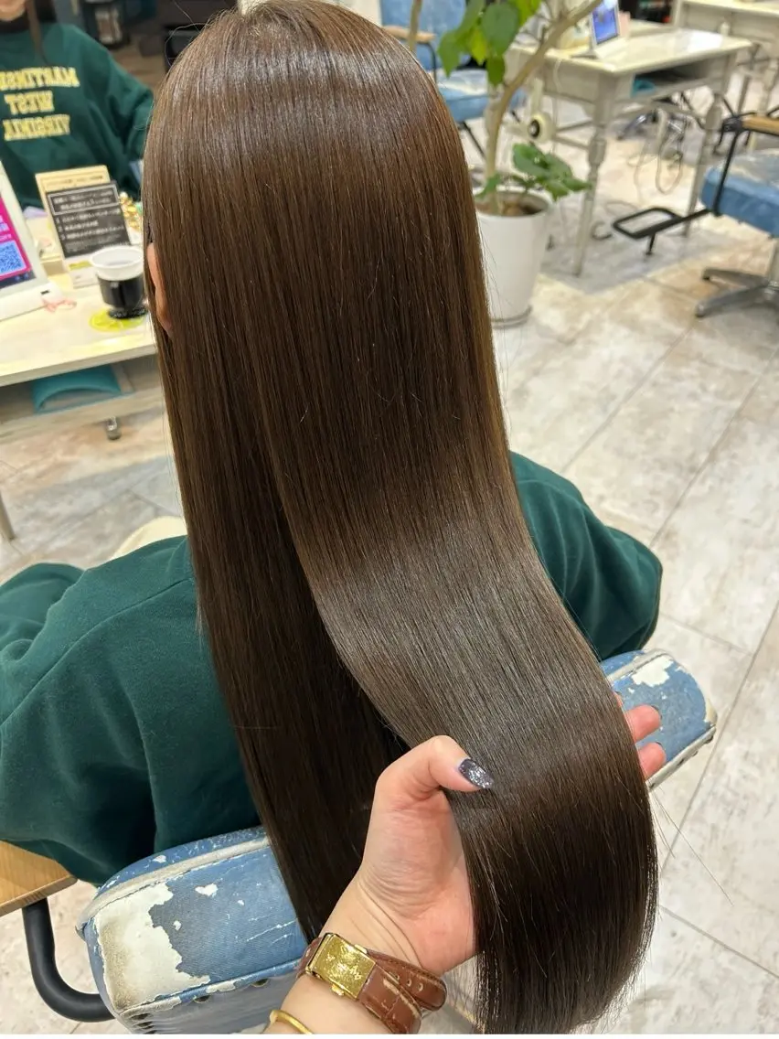 ロング カラー カット ヘアカラー トリートメント 🫧透け感⋆艶髪💎 山口アヤカのヘアスタイル
