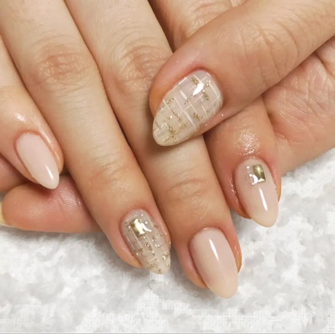 ネイル ARTEMIS 根本のネイルデザイン