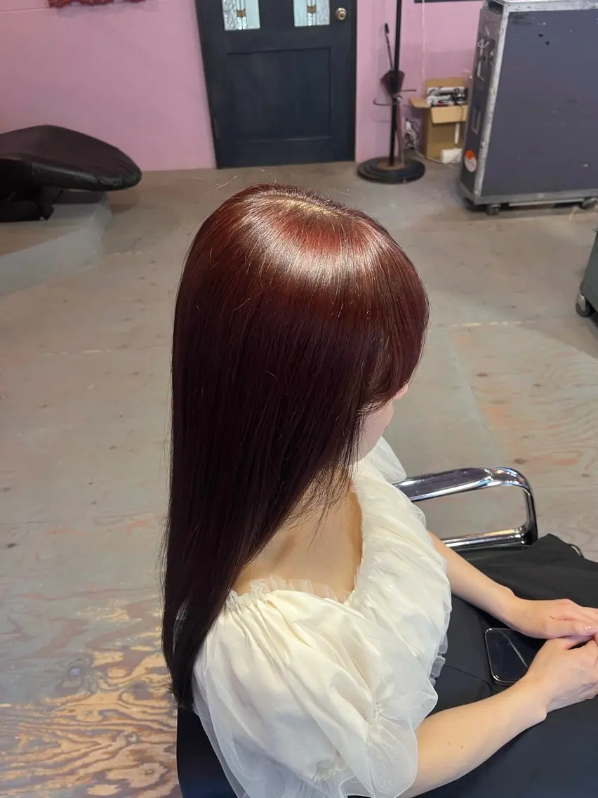 ロング カラー ピンクカラー レッドカラー トリートメント ヘアカラー トリートメント 藤野 海翔のヘアスタイル