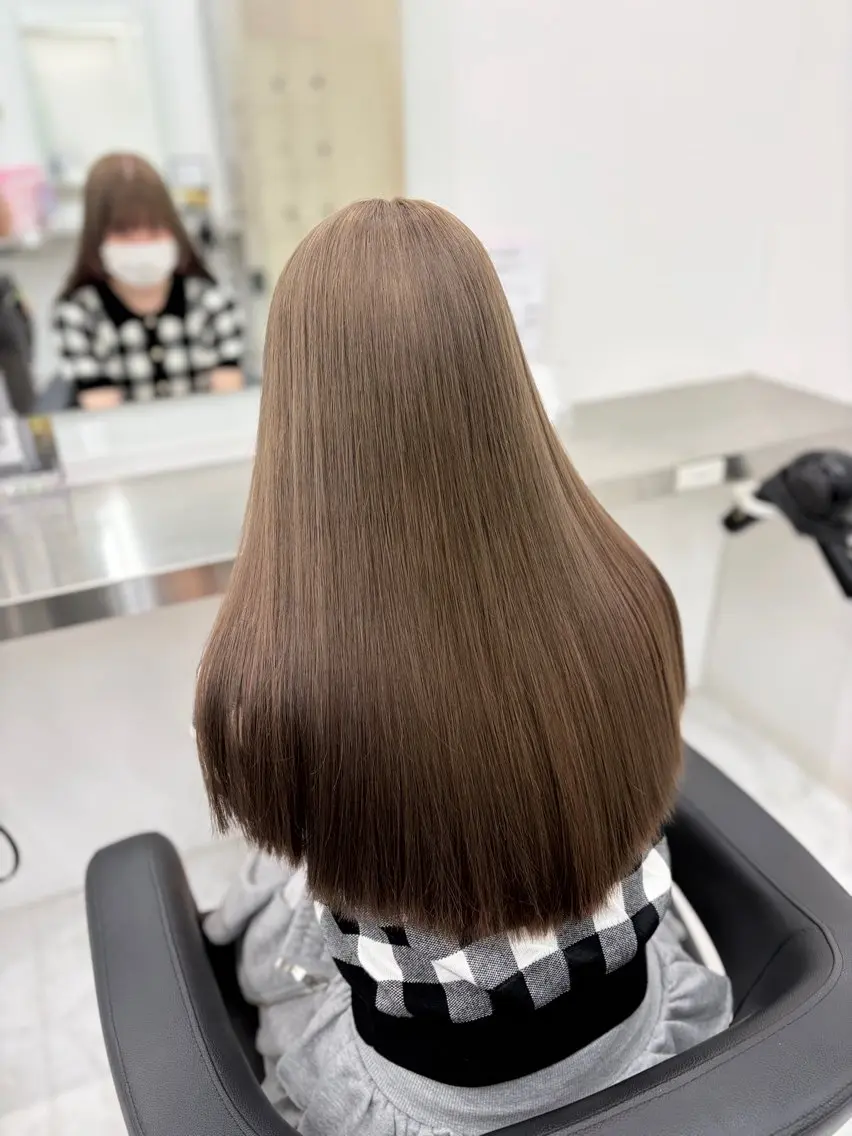 カラー ヘアセット 透明感うる艶カラー 🤍MANAMIのヘアスタイル