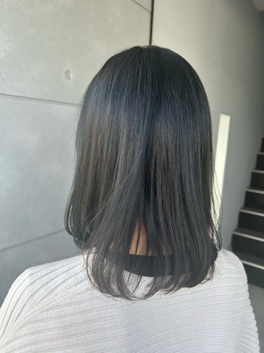 ミディアム カット ヘアカラー トリートメント 盛本 彩乃のヘアスタイル