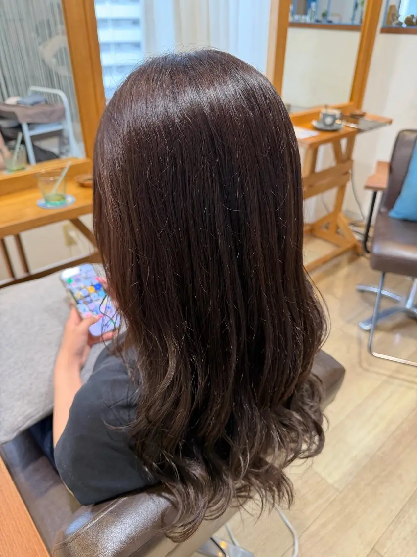 ロング RENA|透明感 カラー×癒しスパのヘアスタイル