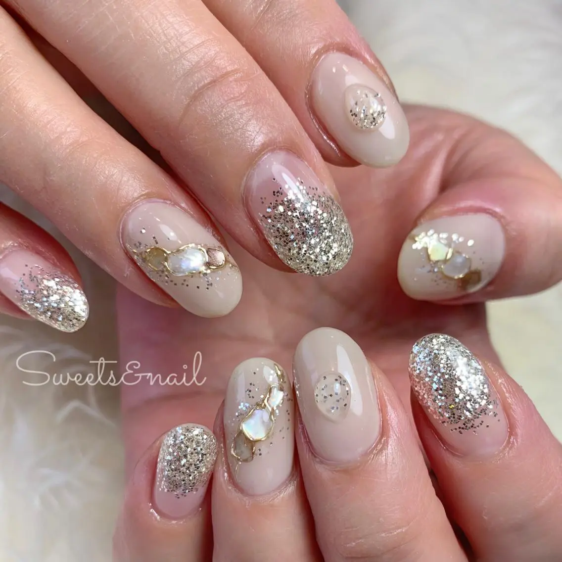 ネイル キラキラネイル ニュアンスネイル Sweets& nail みなこのネイルデザイン