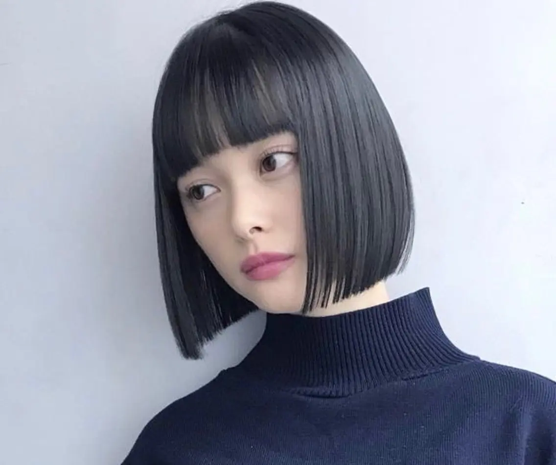ミディアム 切りっぱなしボブ ボブ ブリーチなし/透明感 /ショート/大世のヘアスタイル