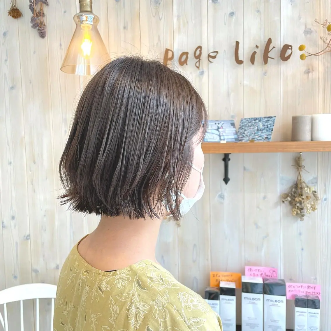 ショート カラー ベージュカラー ブリーチ ブリーチなしカラー オリーブベージュ 透明感カラー/ 寺田千雅子のヘアスタイル
