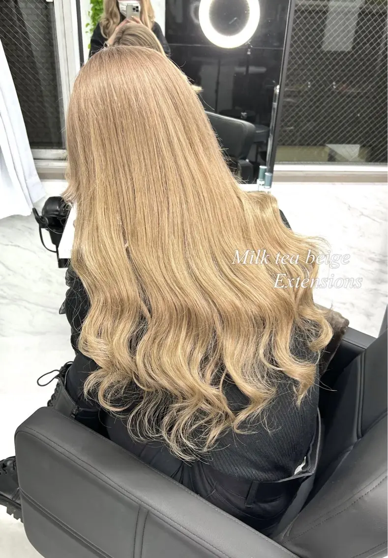 ロング カラー シールエクステ ハイトーンカラー エクステ ヘアカラー エクステ シールエクステ特化 ハイトーン、NANAのヘアスタイル