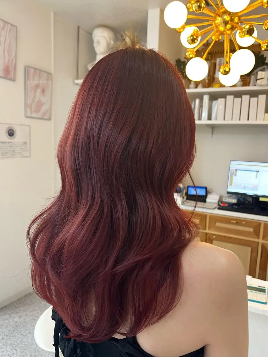 【明るくしたいけどダメージしたくない方へ】　　　　　　　⭐️似合わせカット＋ブリーチしないＷカラー⭐️の写真