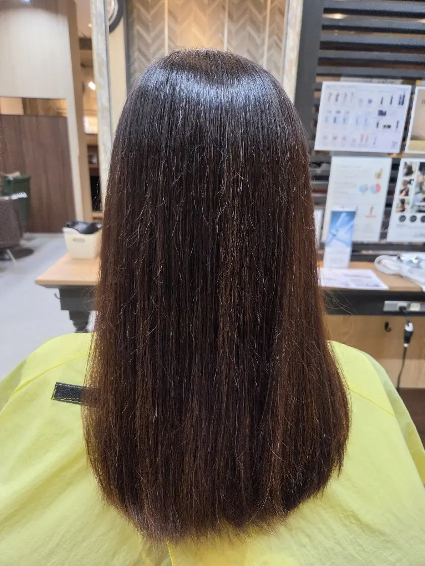 セミロング ナカオ シュウヘイのヘアスタイル