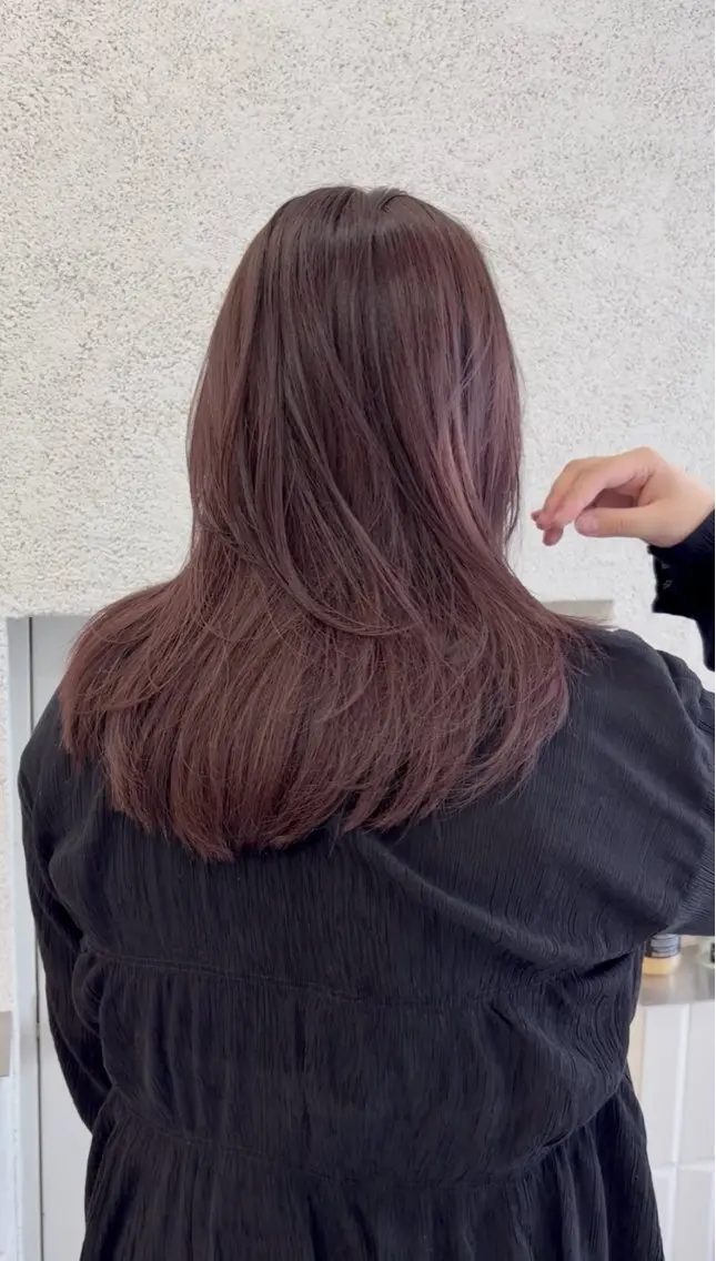 ミディアム カラー カット ヘアカラー トリートメント 🧸柔らかベージュ/ 顔周りレイヤー/ミクのヘアスタイル