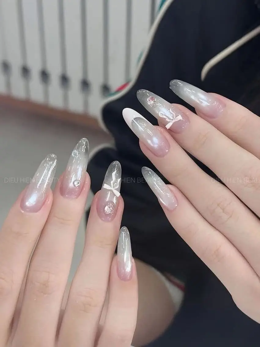 ネイル 韓国ネイル マグネットネイル 持ち込み ハンドネイル Dyo Nail_Royalのネイルデザイン