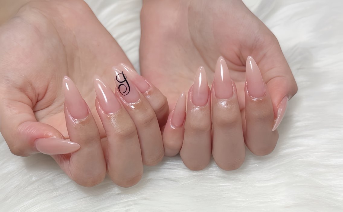 ネイル オーロラネイル チークネイル フットネイル フレンチネイル ジェルネイル ハンドネイル Havi Nailsのネイルデザイン