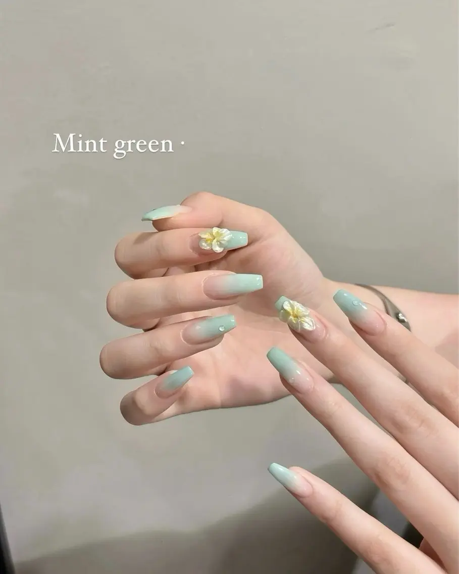 ネイル 韓国ネイル マグネットネイル 持ち込み ハンドネイル RINA Nailのネイルデザイン