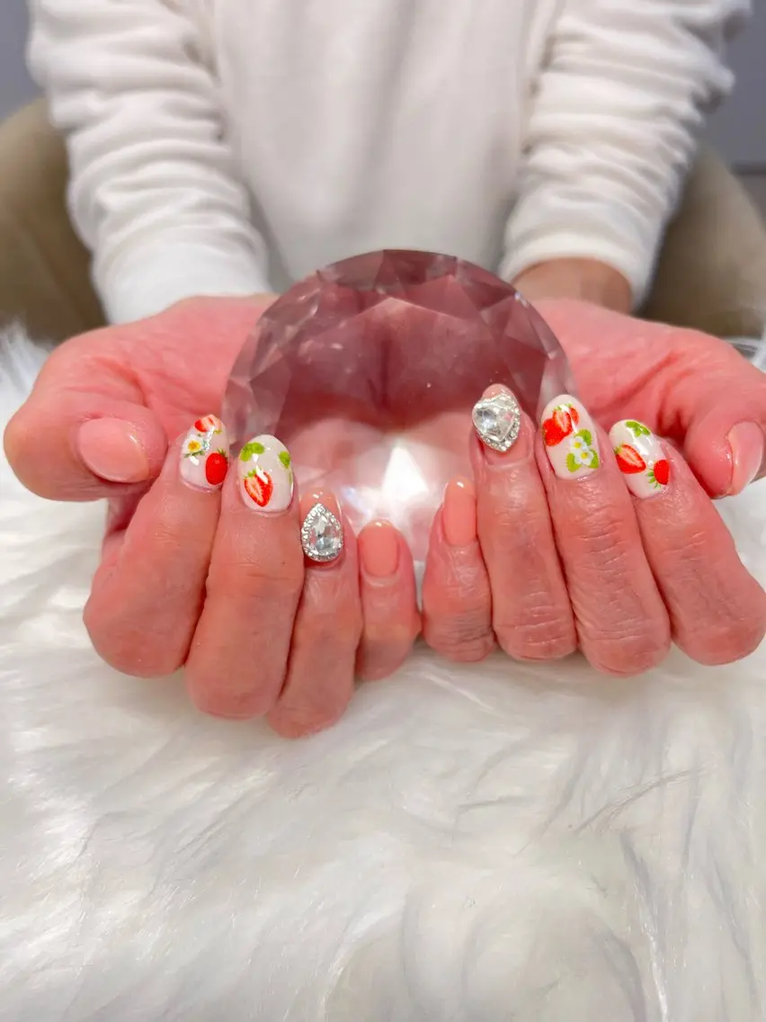 ネイル ハンドネイル Luxy YUKIのネイルデザイン
