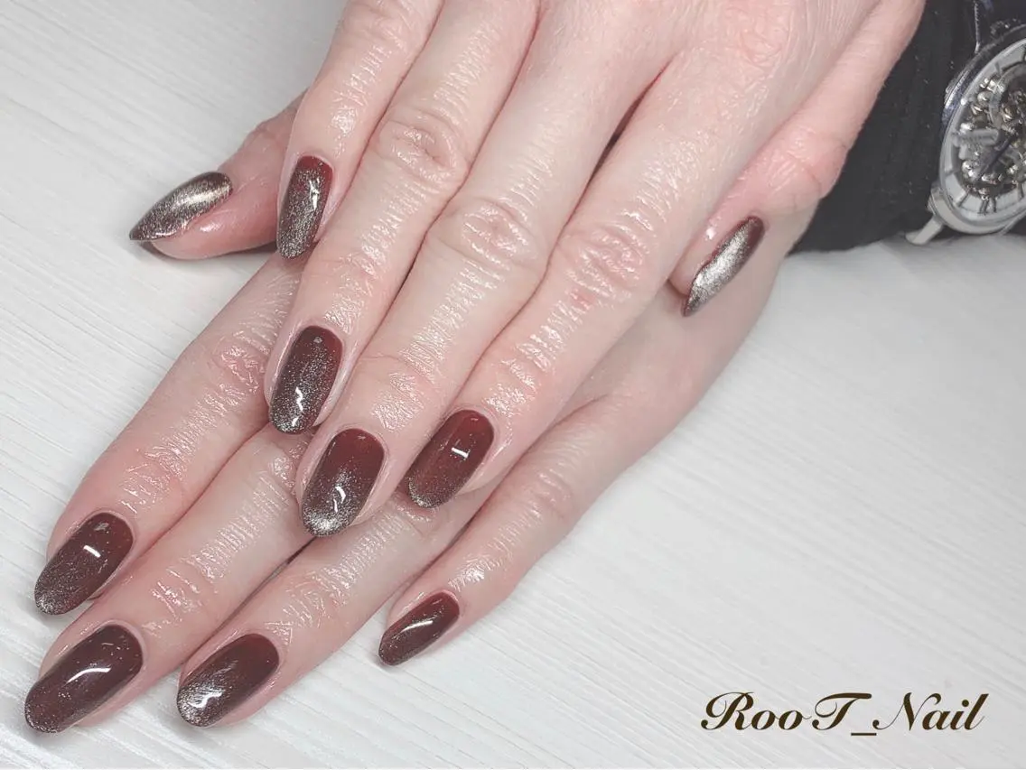 メンズ ネイル マグネットネイル 赤色 ハンドネイル RooT Nailのネイルデザイン