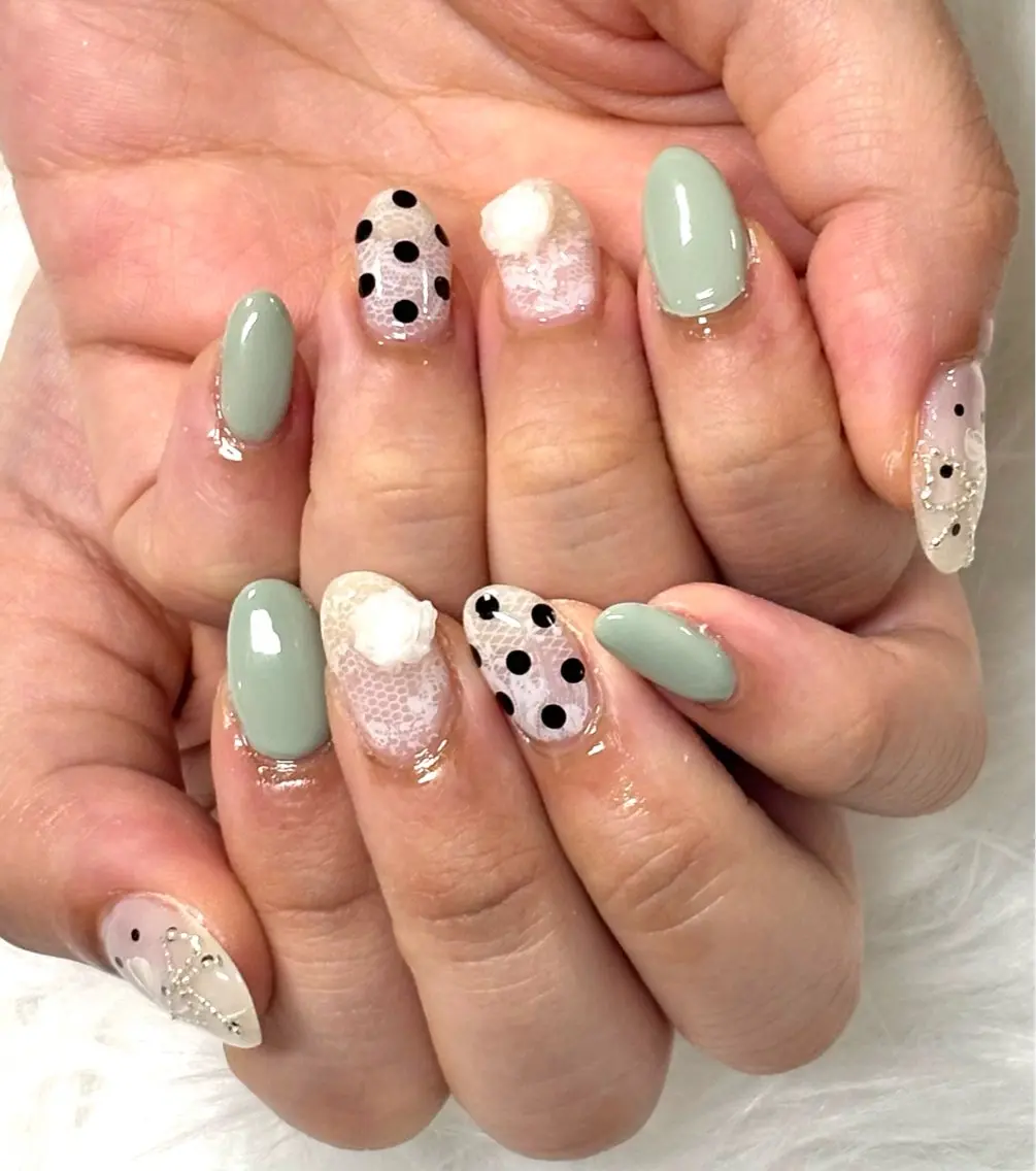 ネイル ドット レース 持ち込み Natsumi 【protea】のネイルデザイン