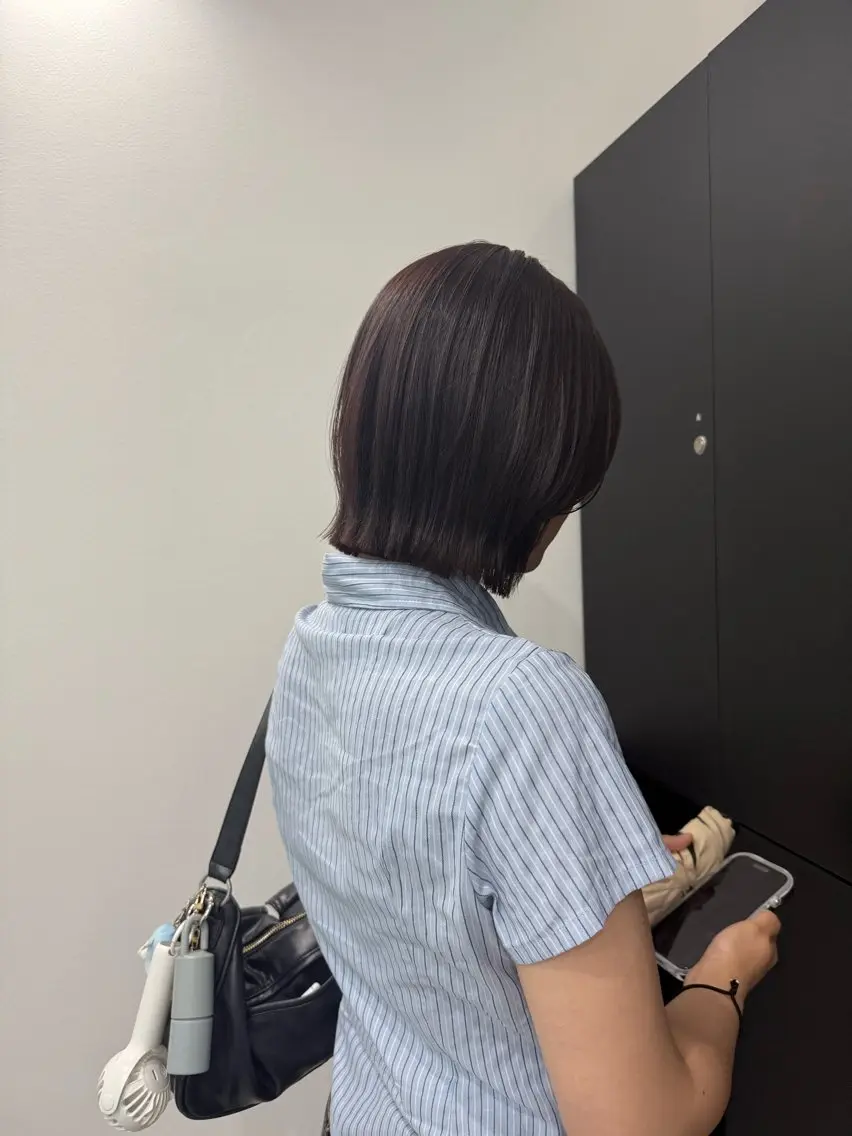 ミディアム カラー ブラウンカラー ラベンダーカラー ラベンダーブラウン 縮毛矯正 カット ヘアカラー 縮毛矯正 トリートメント azumi/ベージュ /オリーブ/縮毛のヘアスタイル