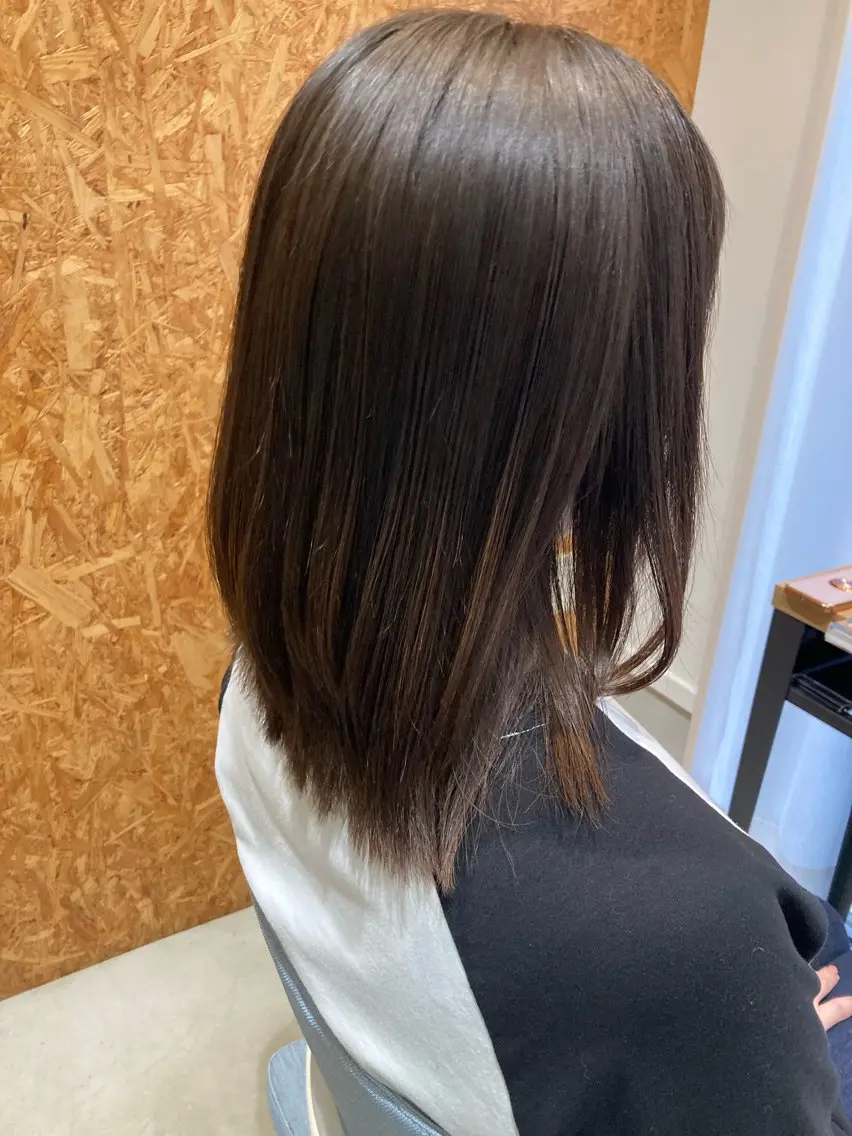 ミディアム トリートメント カット 縮毛矯正 折本 沙織のヘアスタイル