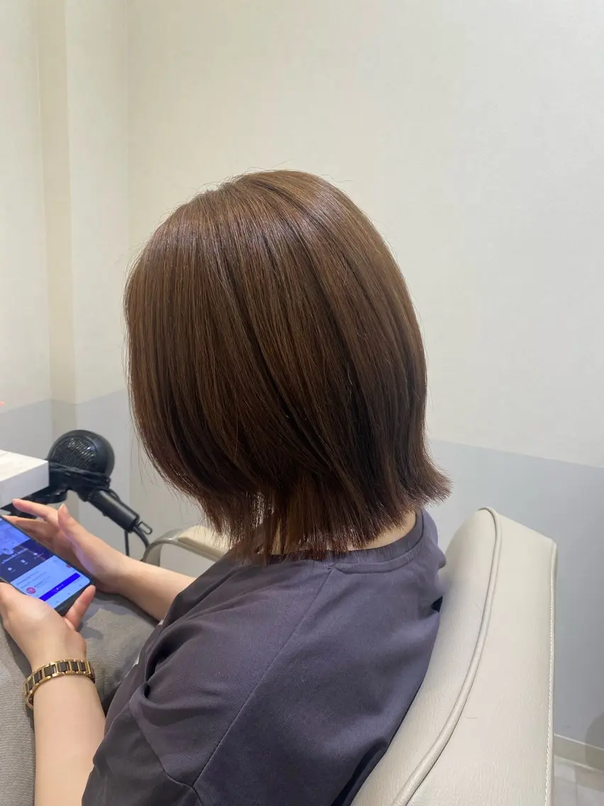 ショート カラー ベージュカラー ヘーゼル ボブ くびれヘア 韓国ヘア・カラー 🩵SHIZUKUのヘアスタイル