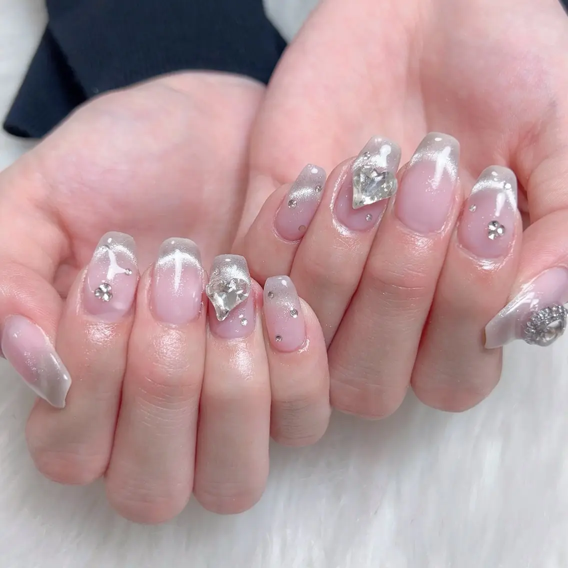 メンズ ネイル メンズ韓国風 アートネイル オーロラネイル ガーリー キラキラネイル ハンドネイル Nail salon 木にいるのネイルデザイン