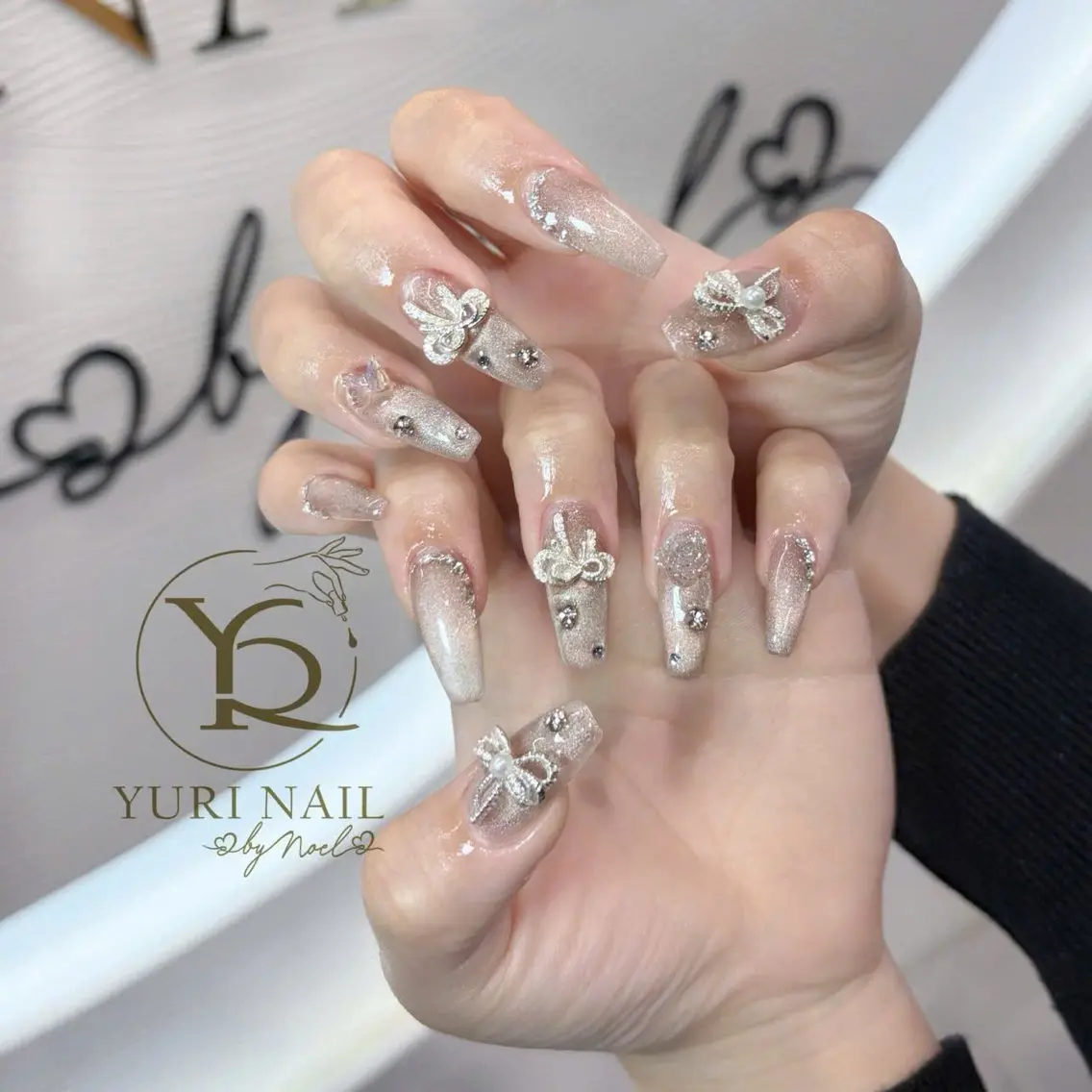 ネイル オーロラネイル チークネイル フレンチネイル ジェルネイル グラデーション ハンドネイル フットネイル ハンドケア YURI Nail Funabashiのネイルデザイン