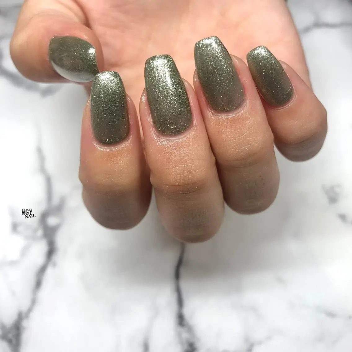ネイル ジェルネイル グリーン ラメ(グリッター) ワンカラーネイル パラジェル NAIL NOWのネイルデザイン