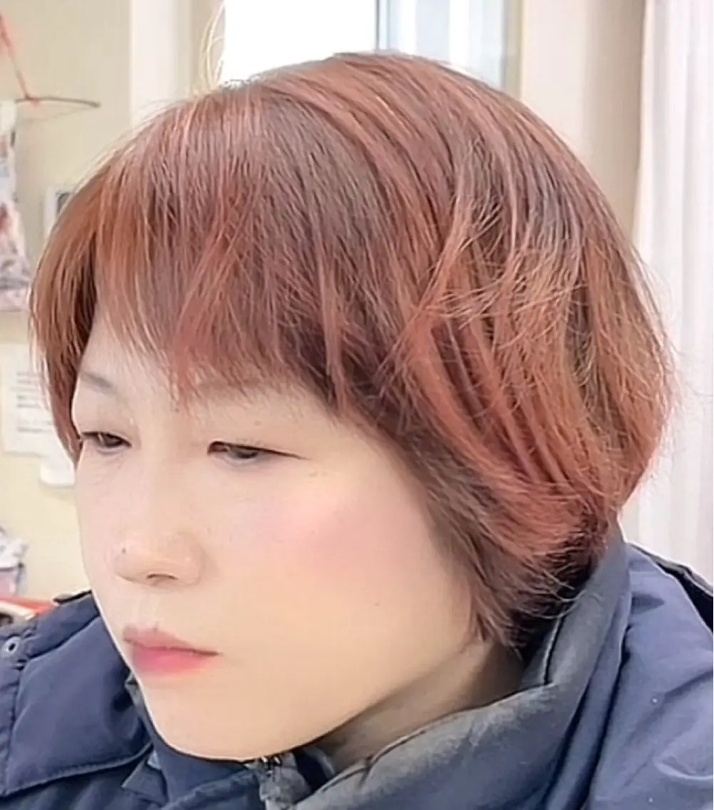 カラー ピンクカラー ヘアカラー 竹内 秀美のヘアスタイル