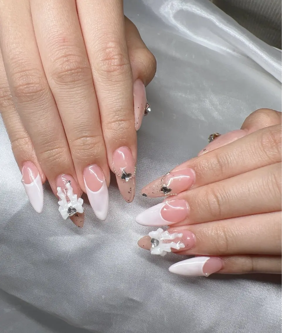 ネイル 長さ出し グラデーション 卒業式 キラキラネイル マグネットネイル ハンドネイル Lee Nailsのネイルデザイン