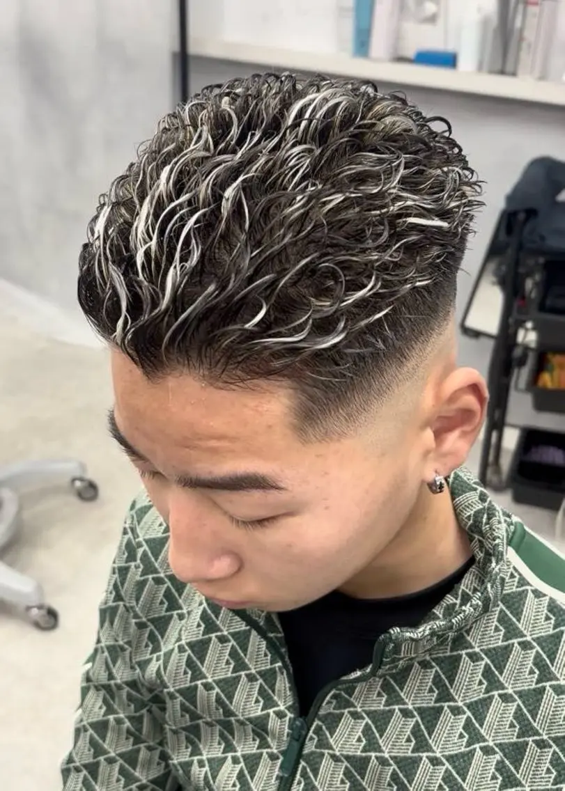 ショート カラー メンズ メンズメッシュ メンズパーマ メッシュ ヘアカラー トリートメント メンズパーマ/新潟駅 NOBUTA🔥のヘアスタイル