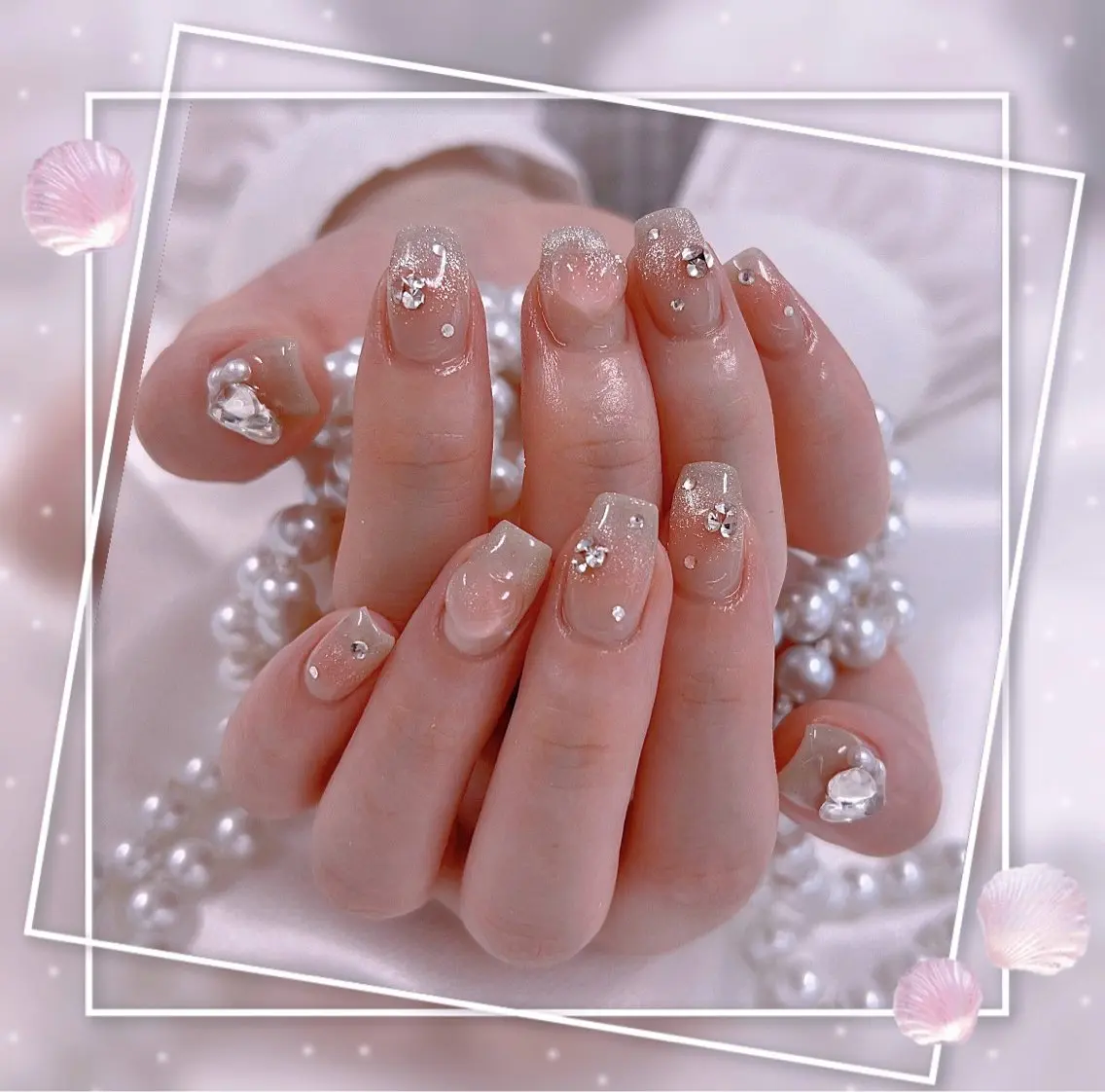 ネイル グラデーション キラキラネイル 韓国ネイル マグネットネイル ピンク ハンドネイル ハンドケア Chill Nailsalonのネイルデザイン