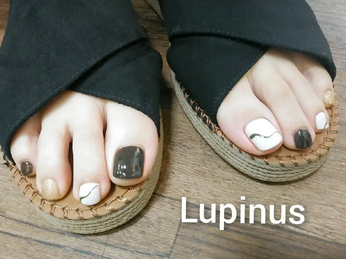 ネイル ハンドネイル フットネイル Lupinus ルピナスのネイルデザイン