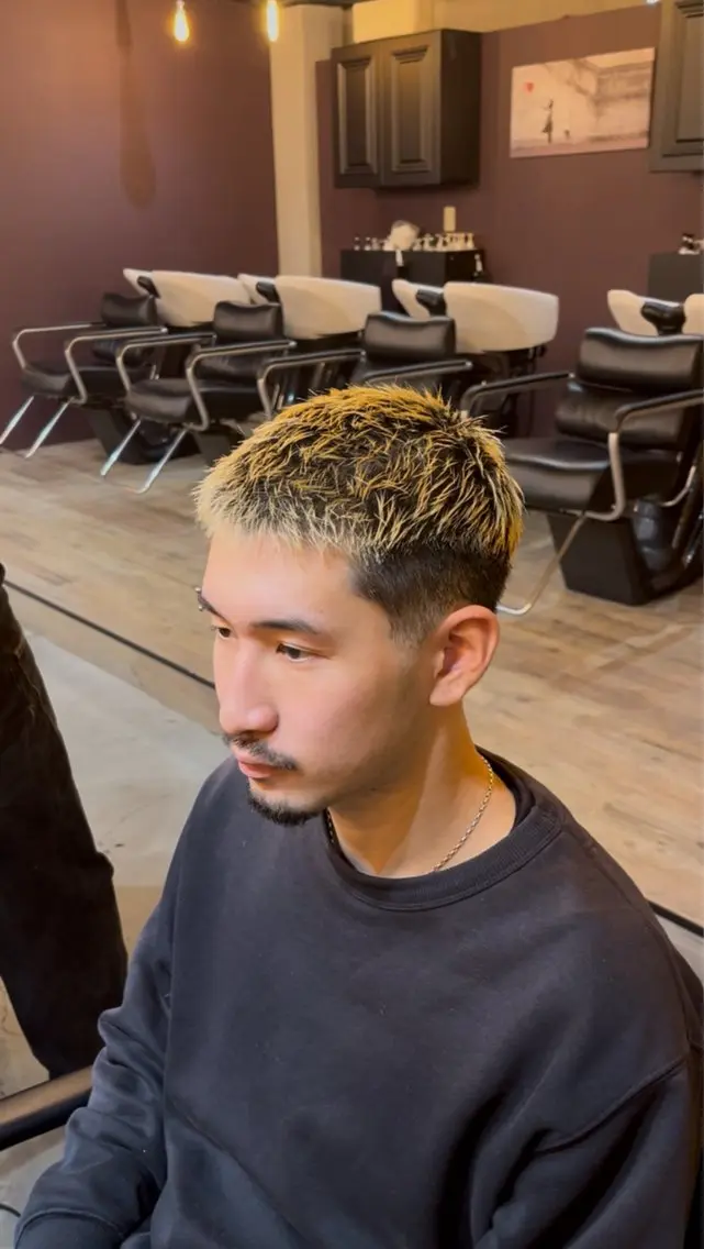 ショート カラー メンズ フェードカット カット ヘアカラー 海外風メンズ🇺🇸 💈N.Yuto💈のヘアスタイル