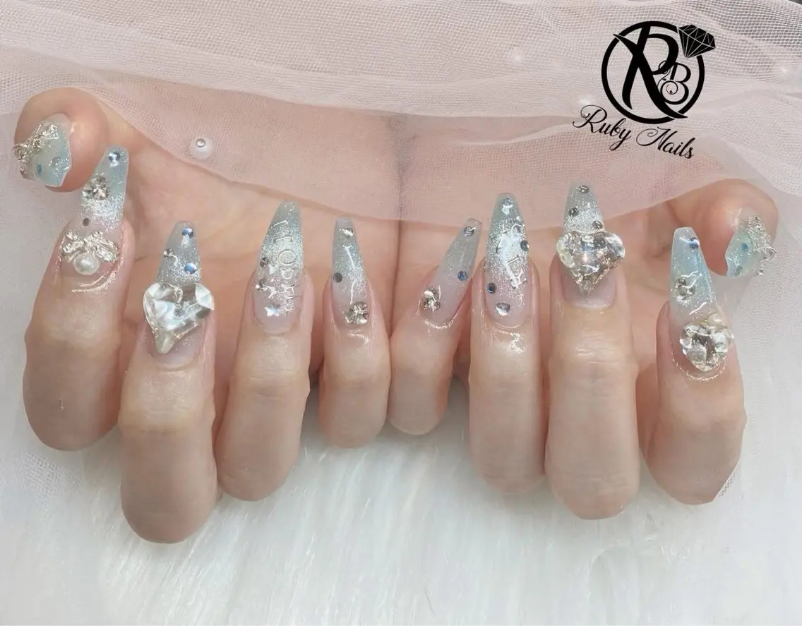 カラー ハンドネイル RUBY NAIL SPAのネイルデザイン