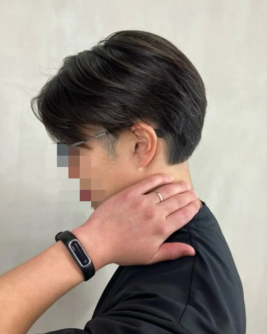 メンズ センターパート ウルフ・ハイレイヤー 🌟ナカノ・ユウヤのヘアスタイル