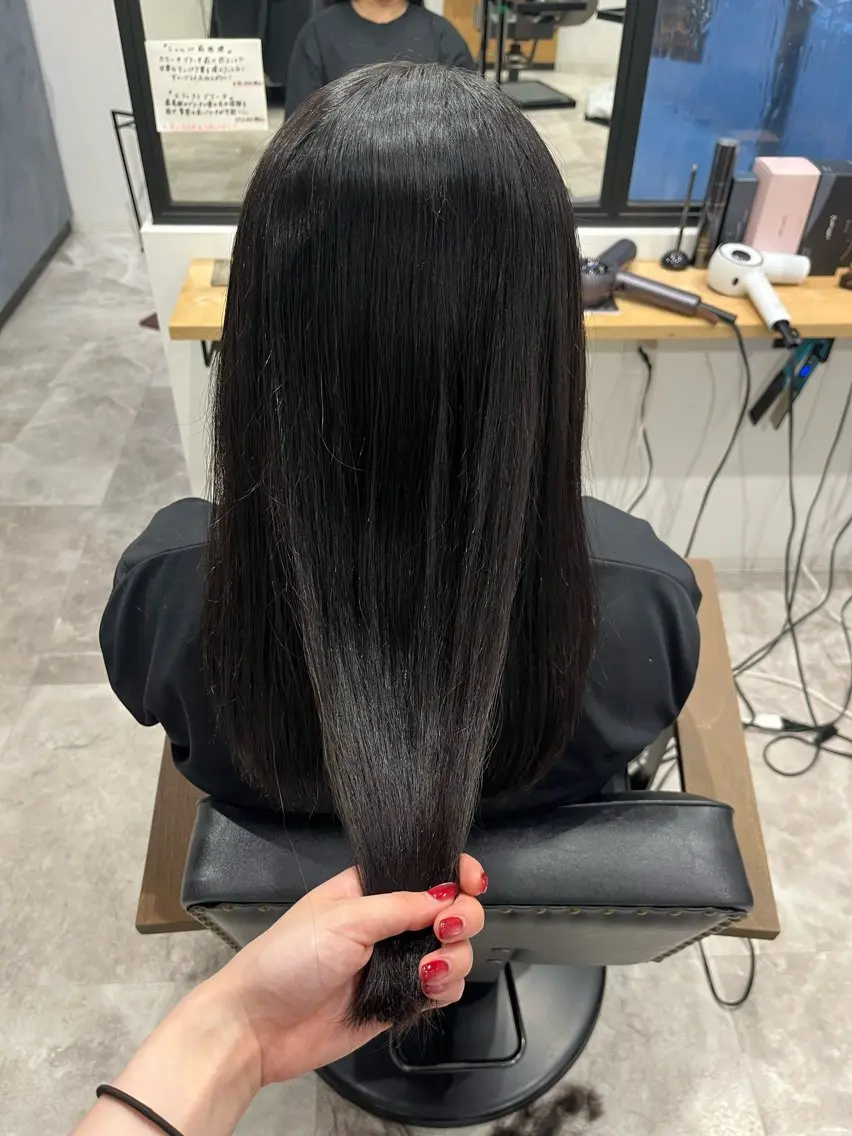 カット 縮毛矯正 recipe la couleurりんかのヘアスタイル