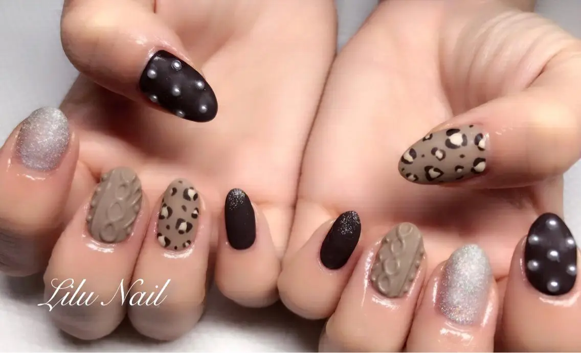 ネイル マットネイル モチの良さ◉ フィルインネイル♡のネイルデザイン