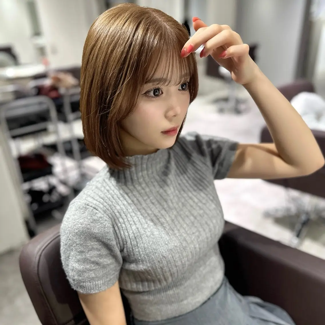 ロング カラー パーマ ヘアアレンジ ブリーチ ケアブリーチ ダブルカラー ハイライトカラー インナーカラー カット ヘアカラー トリートメント 髪質改善/レイヤー 縮毛矯正/ケラチン耀のヘアスタイル