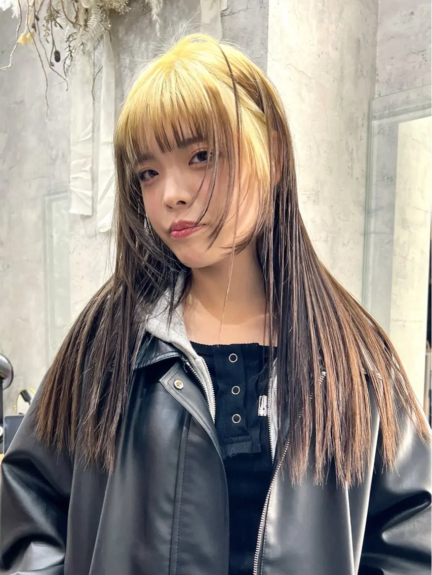 ミニモセール カット+ブリーチ+カラー+トリートメントの写真