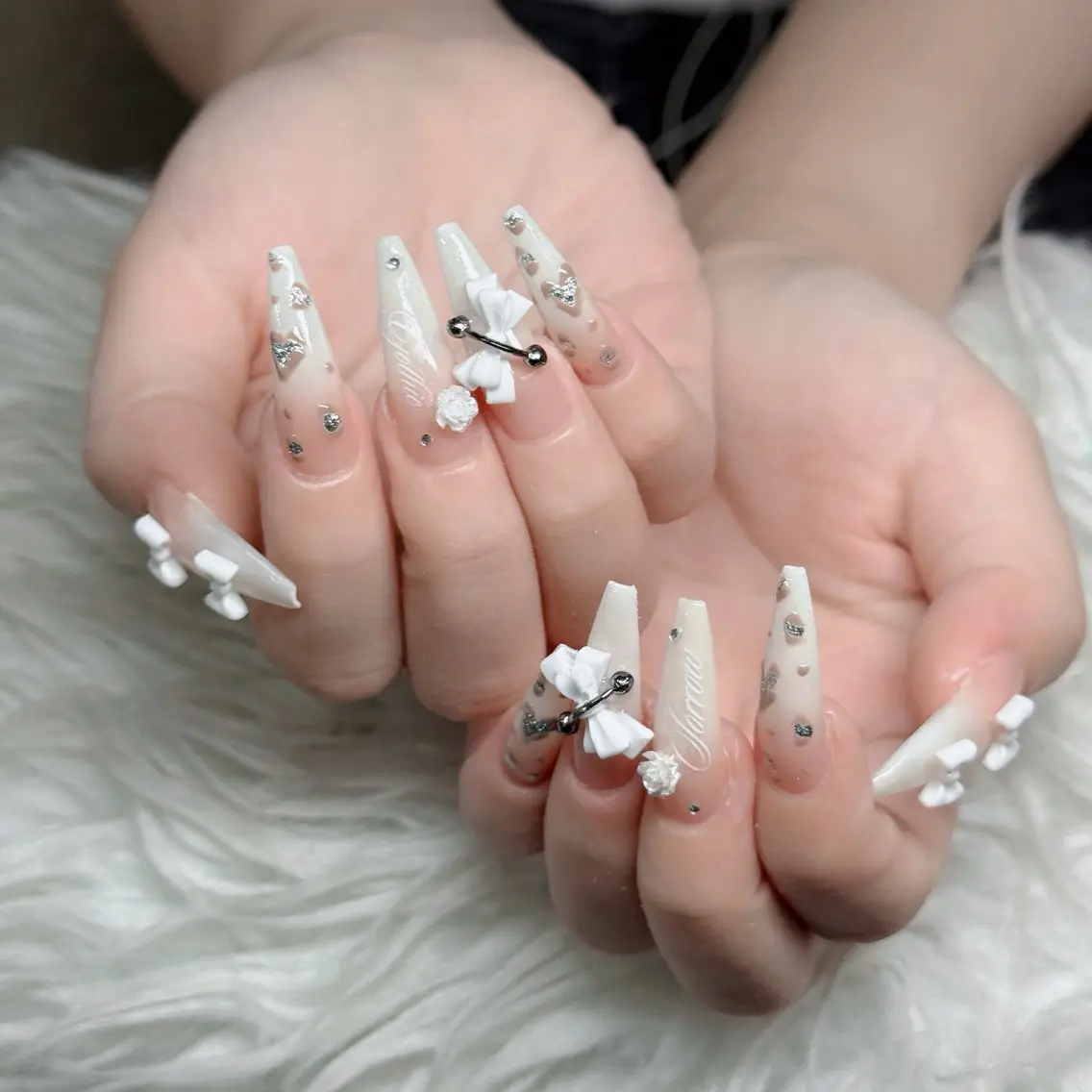 ネイル フットネイル フレンチネイル グラデーション 韓国ネイル ロングネイル ハンドネイル Hani Nail Salonのネイルデザイン