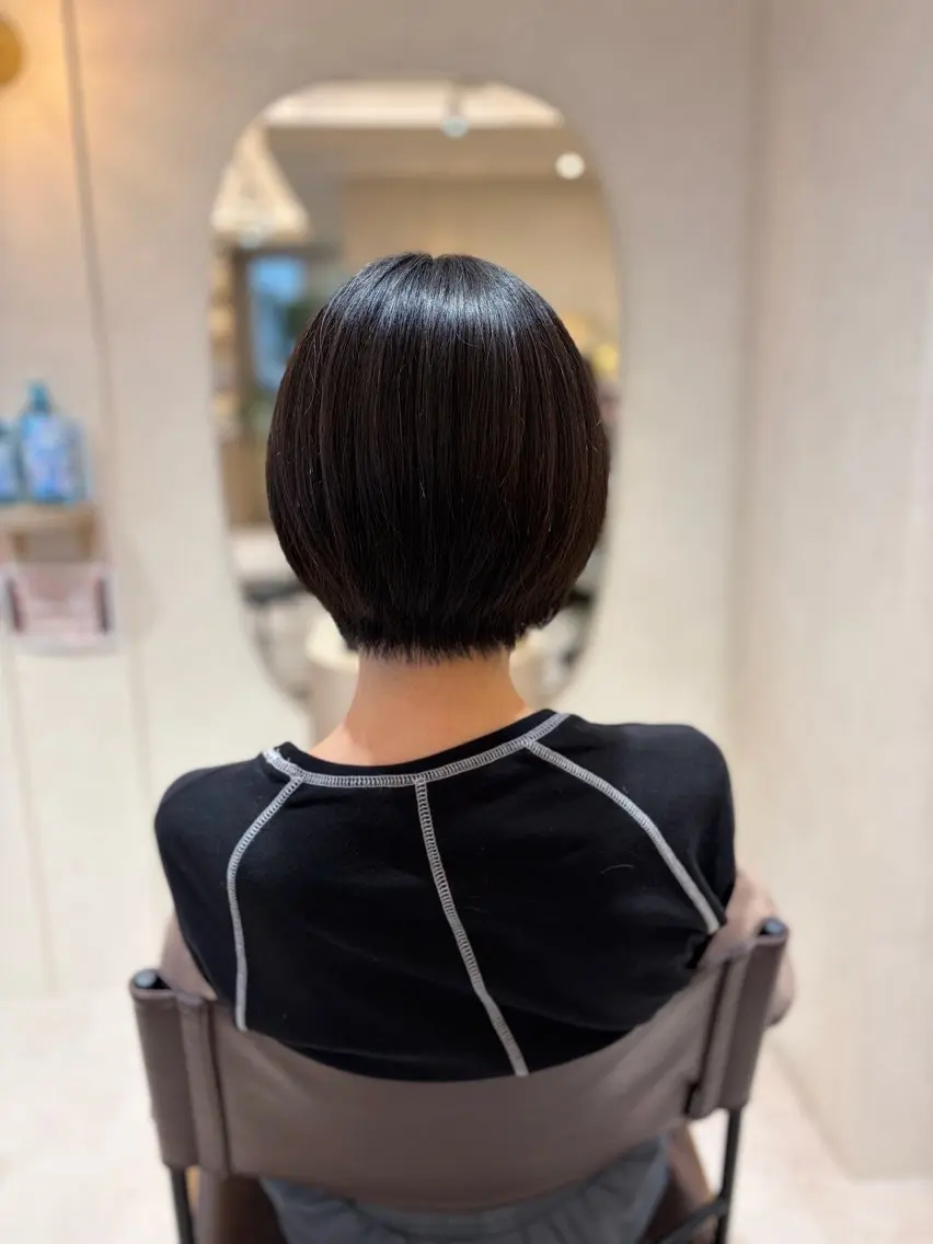 ショート カラー 菅原 渚のヘアスタイル