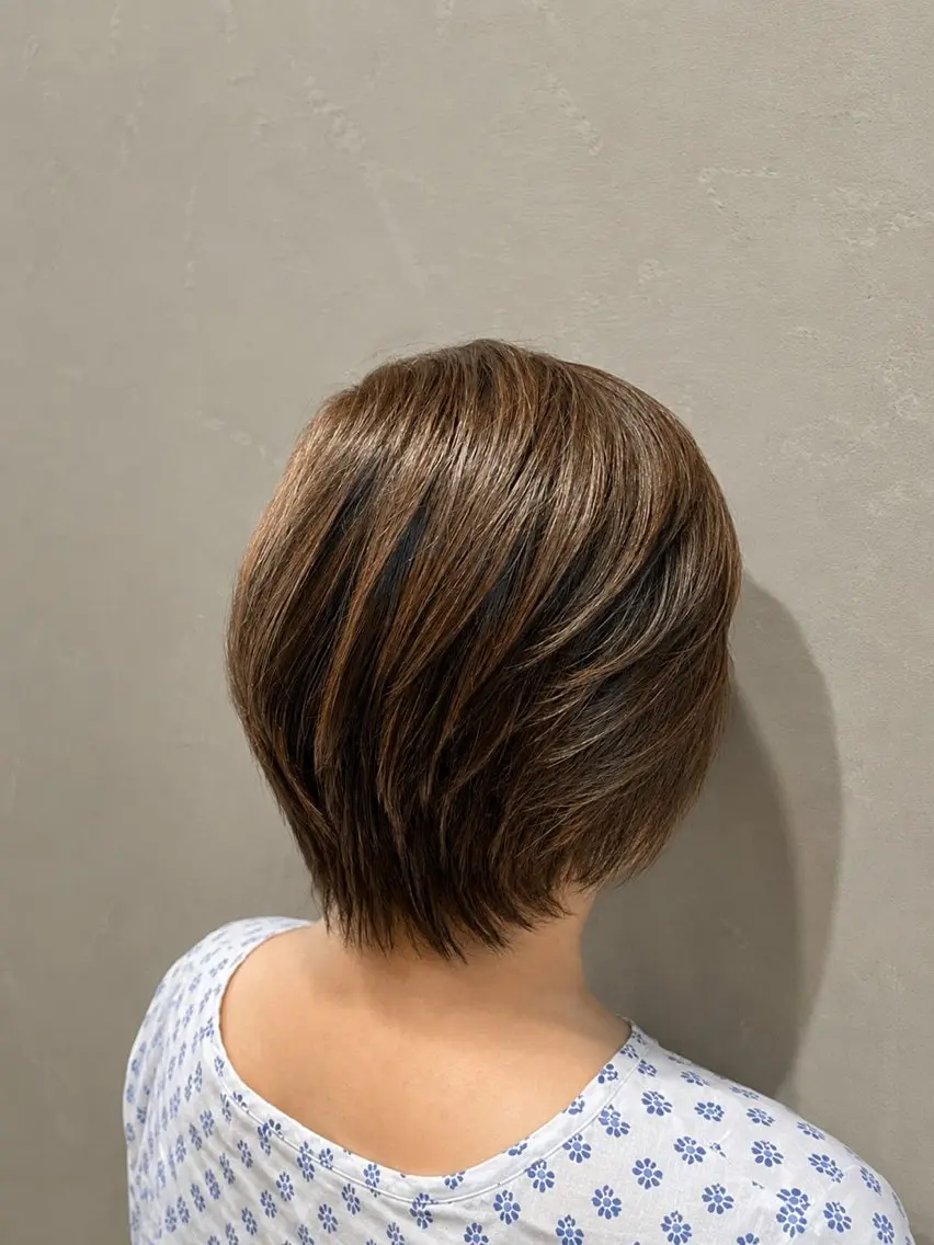 ショート カラー 葛西 美穂のヘアスタイル