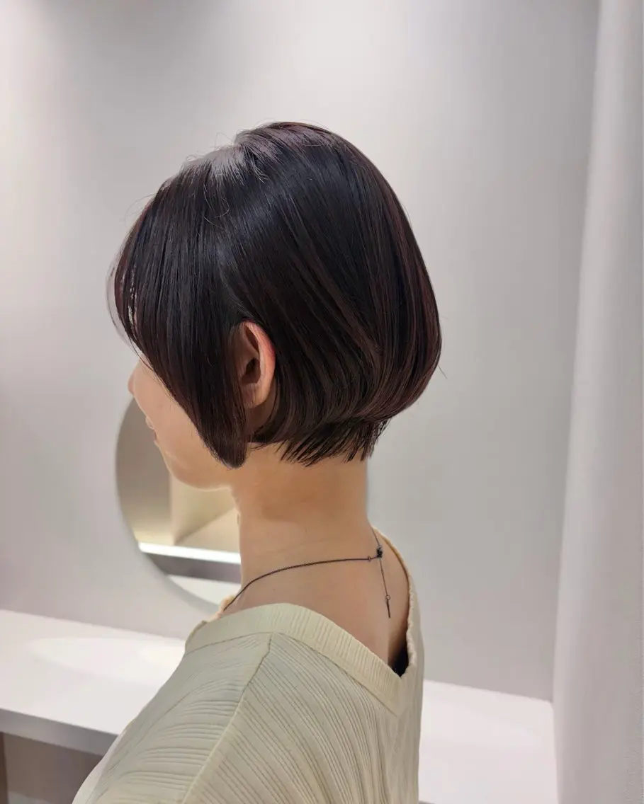ショート カラー 佐野 えり奈のヘアスタイル