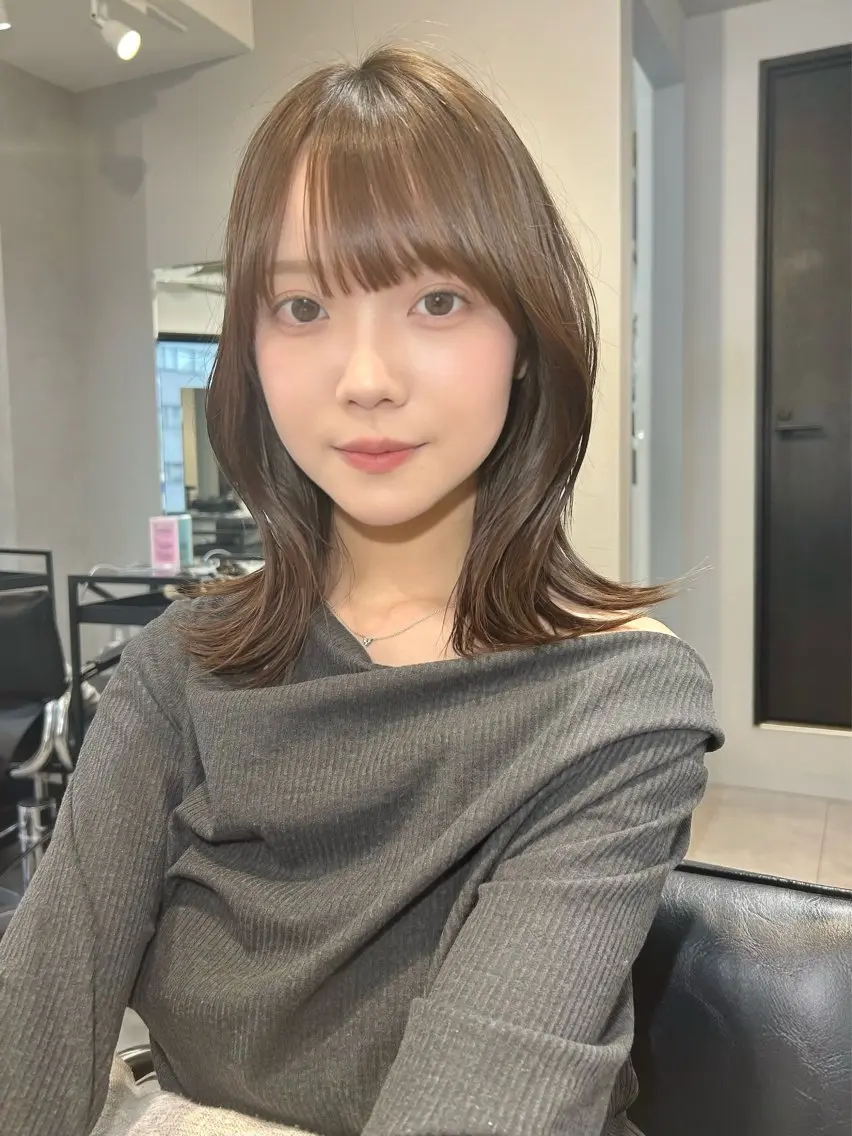 ミディアム カラー ミディアムレイヤー レイヤーカット カット ヘアカラー 池袋/小顔レイヤー/ 顔まわり/taigaのヘアスタイル