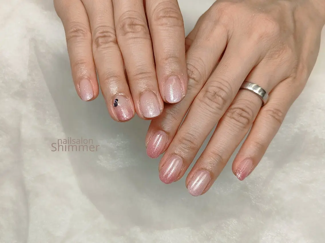 ネイル グラデーション ラメ(グリッター) Shimmer Asakoのネイルデザイン